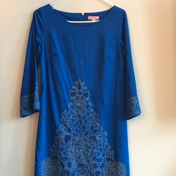 Lilly Pulitzer Shauna Embroidered Tunic sz 4 Blue - Picture 2 of 5